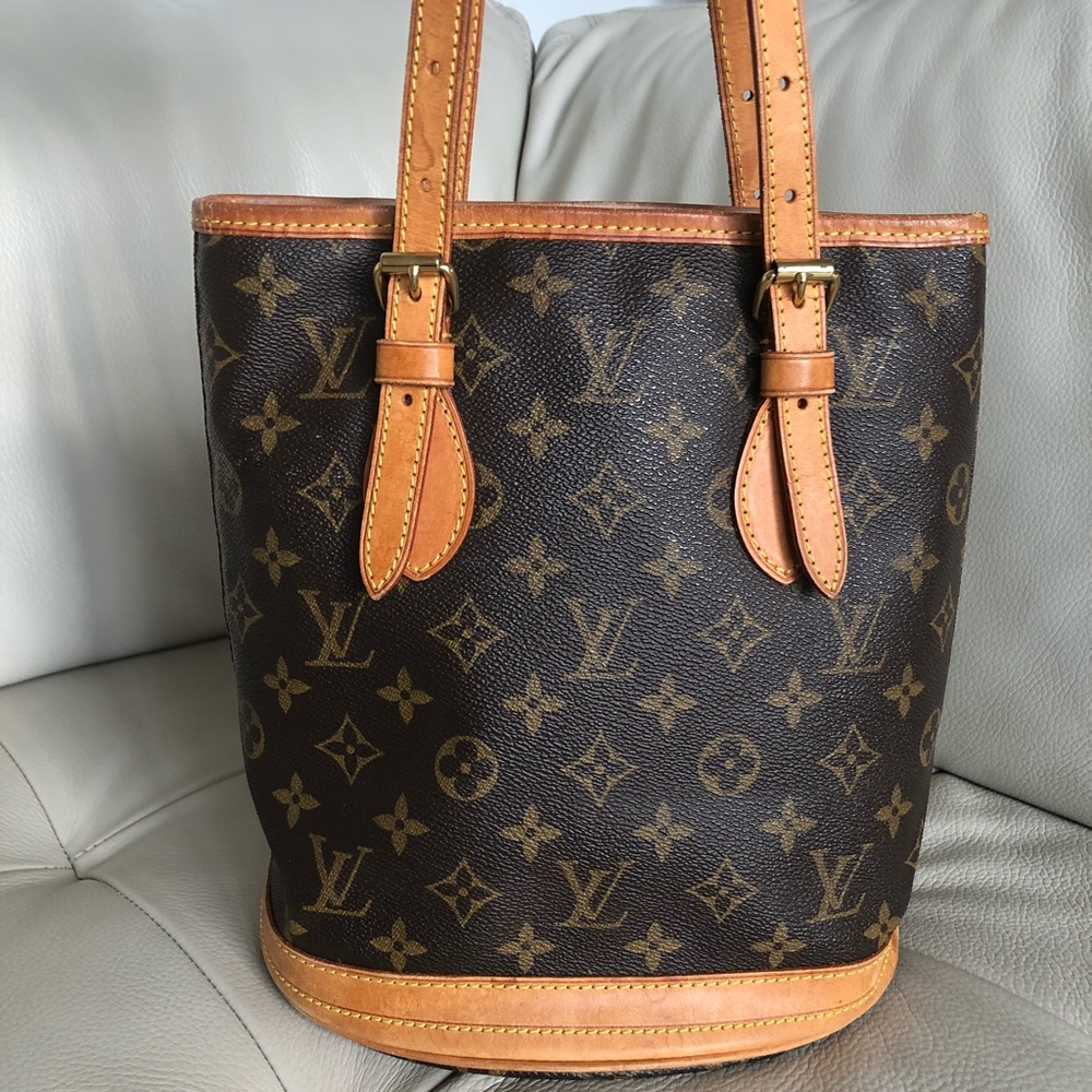 💯 Authentic Louis Vuitton Bucket PM vintage